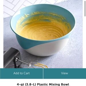 Pampered chef Blue and White Plastic Mixing Bowl